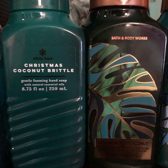 NWT Bath & Body Works 4 Pc  + 1 White Barn Hand Soap X 5 - Picture 4 of 8